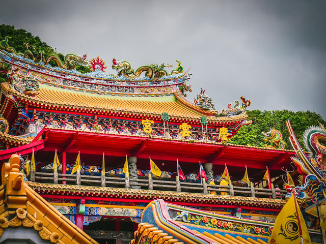 《草嶺慶雲宮|東北角壯闊海景與天公借膽的聖境》 《草嶺慶雲宮|東北角壯闊海景與天公借膽的聖境》