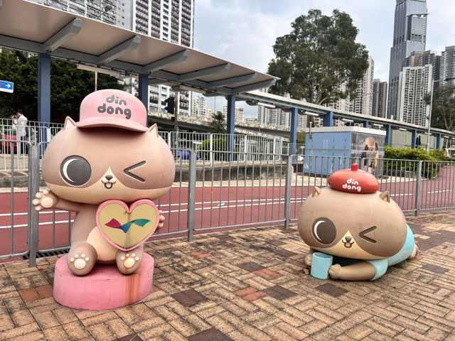 Din dong (癲噹）角色卡通裝置降臨荃灣海濱長廊🥳