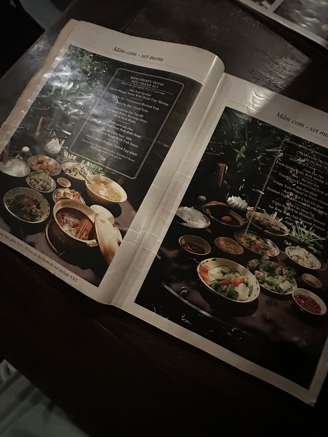 Tầm Vị: Where Hanoi’s Heartbeat Meets Home-Style Elegance 🍽️🌿