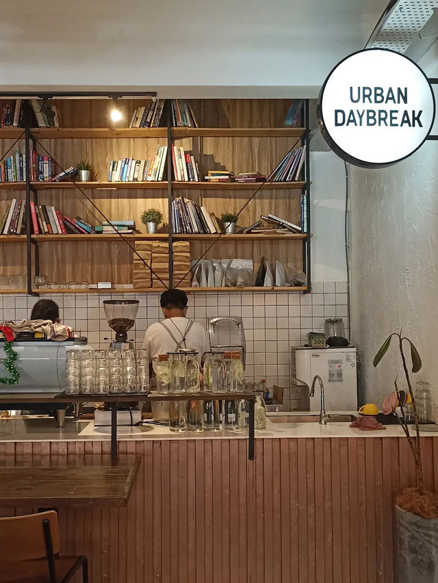 📍 Urban Daybreak 후기