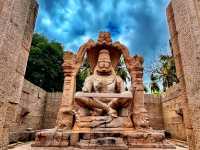 🏛️ Hampi Ruins – The Forgotten Empire of Vijayanagara