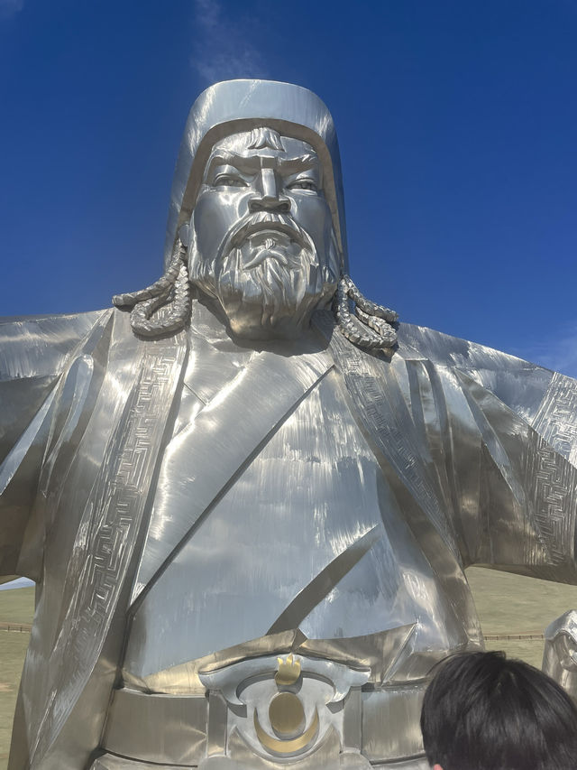 追尋成吉思汗的金馬鞭與普氏野馬