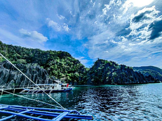 Gliding through Twin Lagoon, Coron