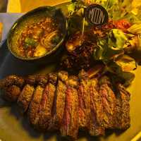 เช็คอินที่ Mongmoon - Rooftop Bar & Bistro 