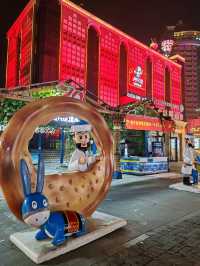 A Chance Encounter at the Bazaar with a Humorous Sage: Afanti and His "Comic" Donkey