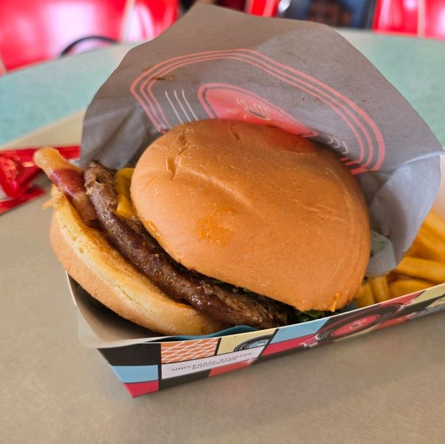 Theme Park Stroll🎠