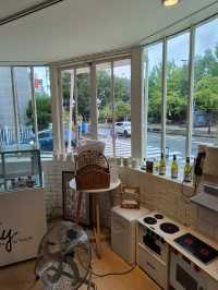 ์ ๋ฝ ๊ฐ์ฑ ๊ฐ๋ํ ๋ธ๋ฐ์น ๊ณต๊ฐ โ Emily ์๋ฐ๋ฆฌ(์ธ์ฐ ์ผ์ฐ)