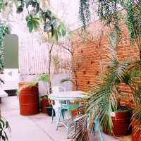 Budget Stay That Slaps: The Batik Bed and Coffee Bandung Review ✨