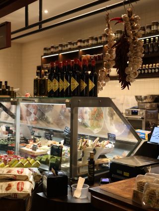 Haymarket, the place to buy Sydney souvenirs at the cheapest prices