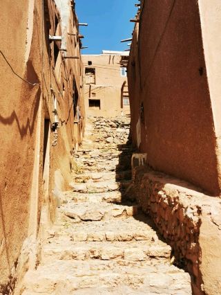 アビヤネ – イラン高地に息づく伝統