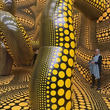 ルートヴィヒ美術館で開催中の草間彌生作品展 | Trip.com ケルン