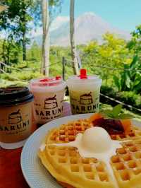 A FAMOUS CAFÉ IN BERASTAGI.