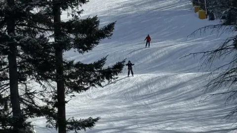 雪地滑雪初體驗治癒晒太陽 — traveler post in 錫姆科縣