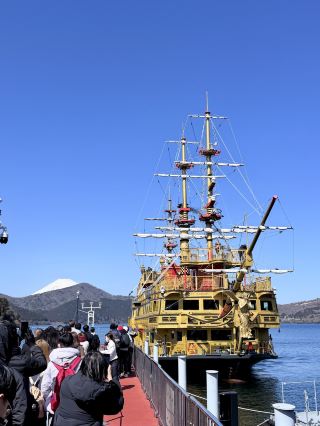 Set Sail on a Hakone Pirate Ship Adventure! 🚢🏔️