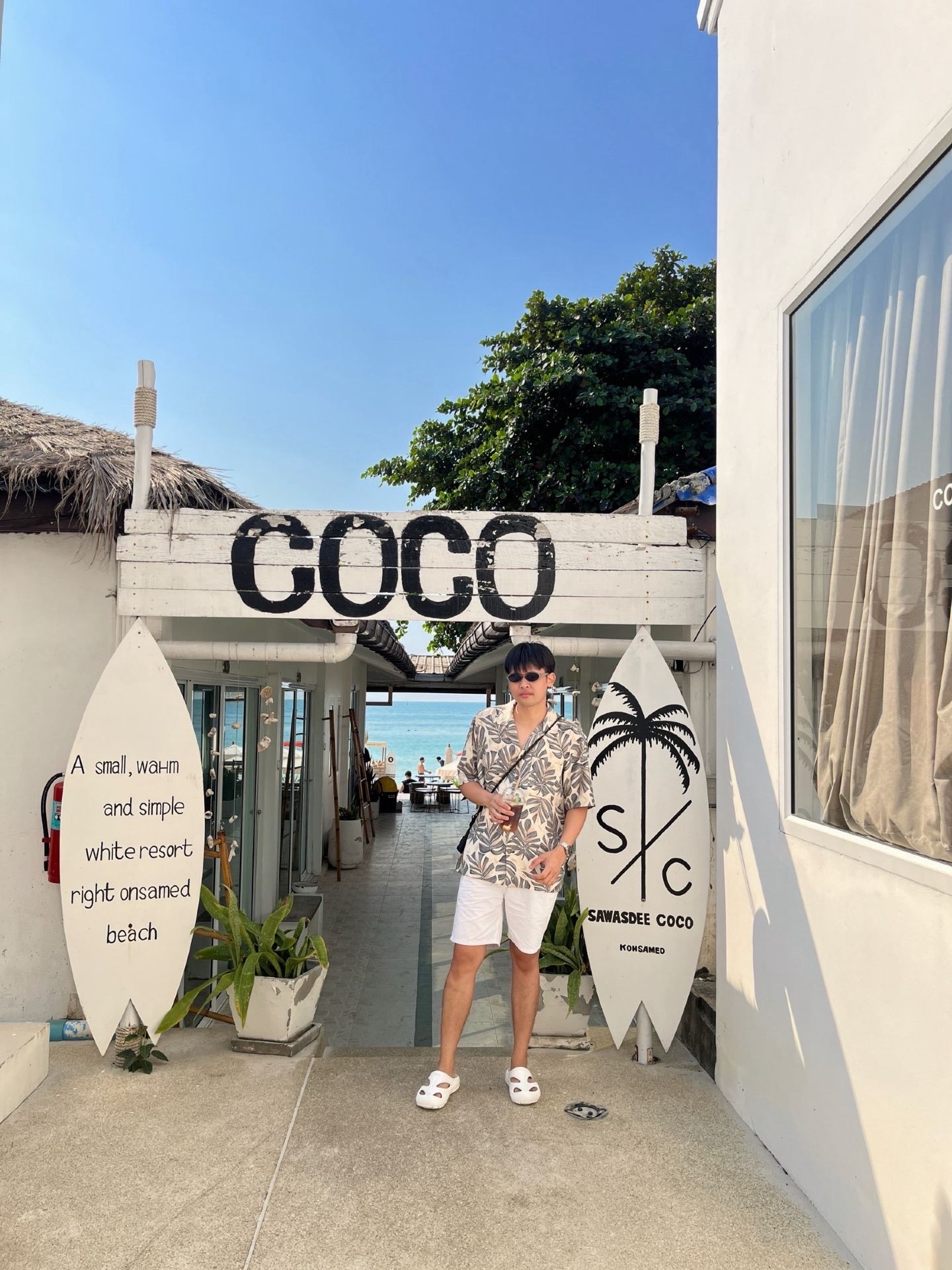 Sawasdee Coco: The Must-Visit Beachfront Cafe on Koh Samet 🏖️