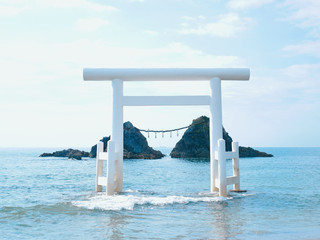 🪨💕 หินคู่รักแห่ง Itoshima