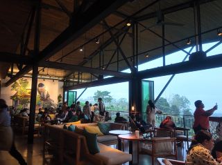 [Costa Rica] Starbucks' first company-owned farm☕️