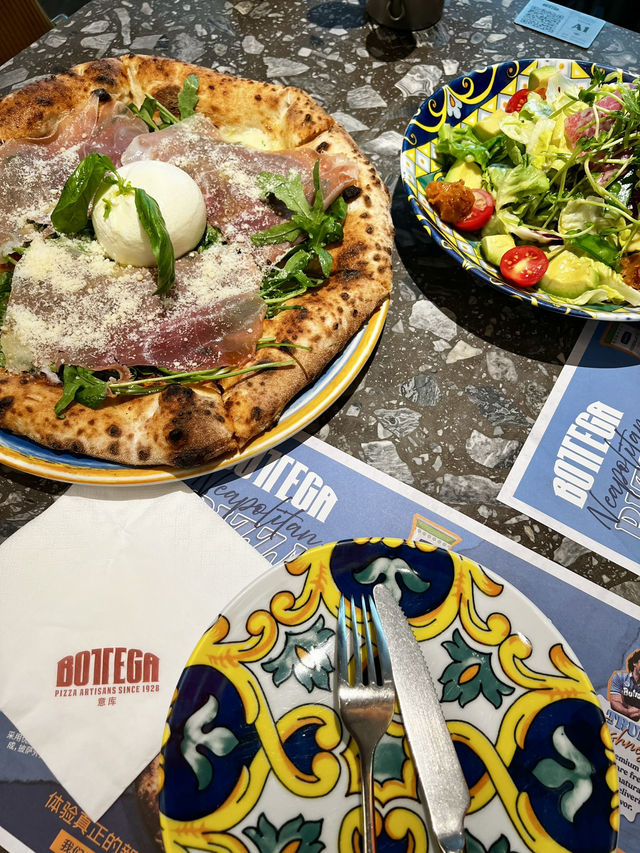 Best pizza in Shanghai 🍕🍕🍕