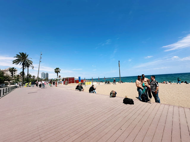 🇪🇸【Barcelona Beach】陽光加持☀️必打卡的地中海沙灘天堂！海風＋熱情＋啤酒＝完美旅程！
