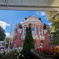 Varna Theatre: A Cultural Icon in Stunning Architecture 🎭🏛️
