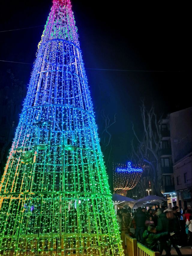 A Festive Guide to Castelldefels: Christmas Meets Medieval Charm 🎄🛡️