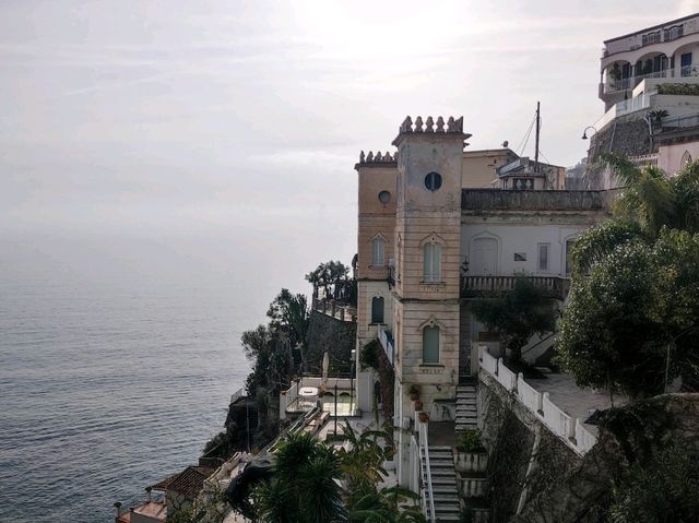 Walking from Minori to Amalfi along the coast 