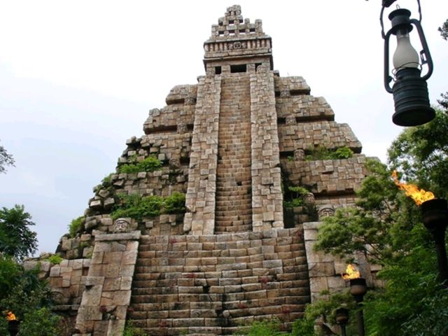 Tokyo DisneySea: Enjoy an exceptional adventure!