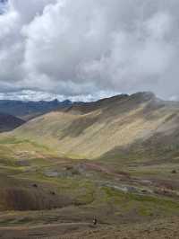 해외여행 페루 5000m의 고산 Vinicunca Rainbow Mountain