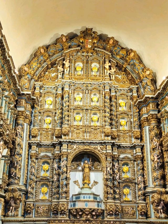 📸 Discover Faro Cathedral – Where History Echoes in Stone