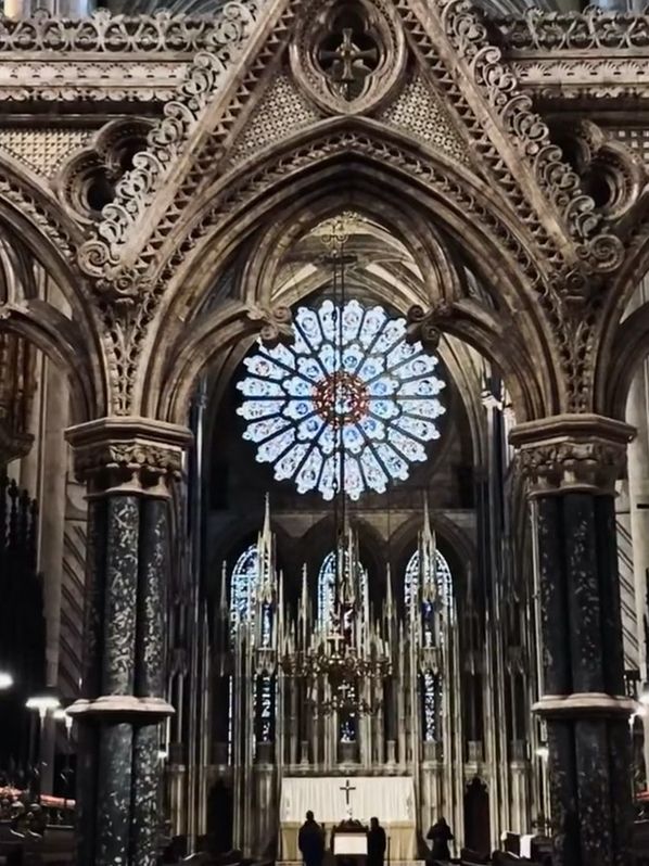 Stone and Silence: A Peaceful Day in Durham