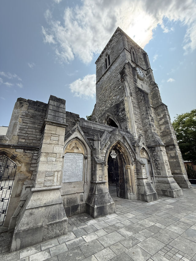 A Journey Through Southampton’s Old Town & Ruins: A Step Back in Time 🏰🌆