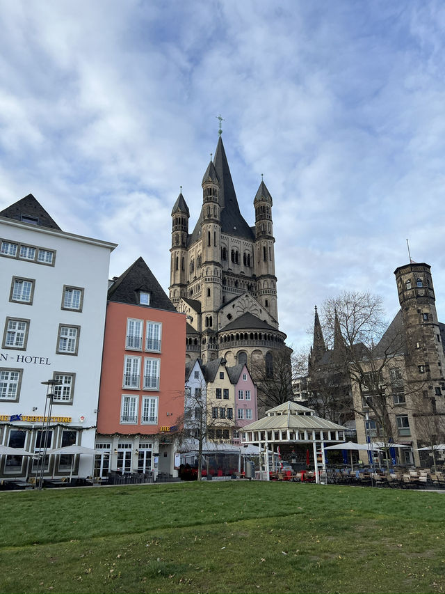 Exploring Köln, One Step at a Time.