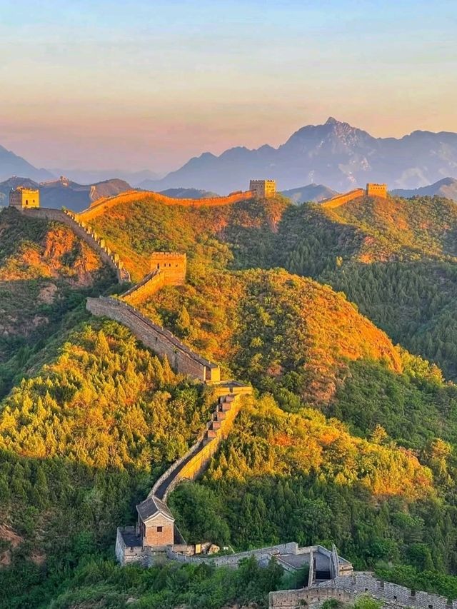 🧱 Stone and Sky – Jinshanling Great Wall, China