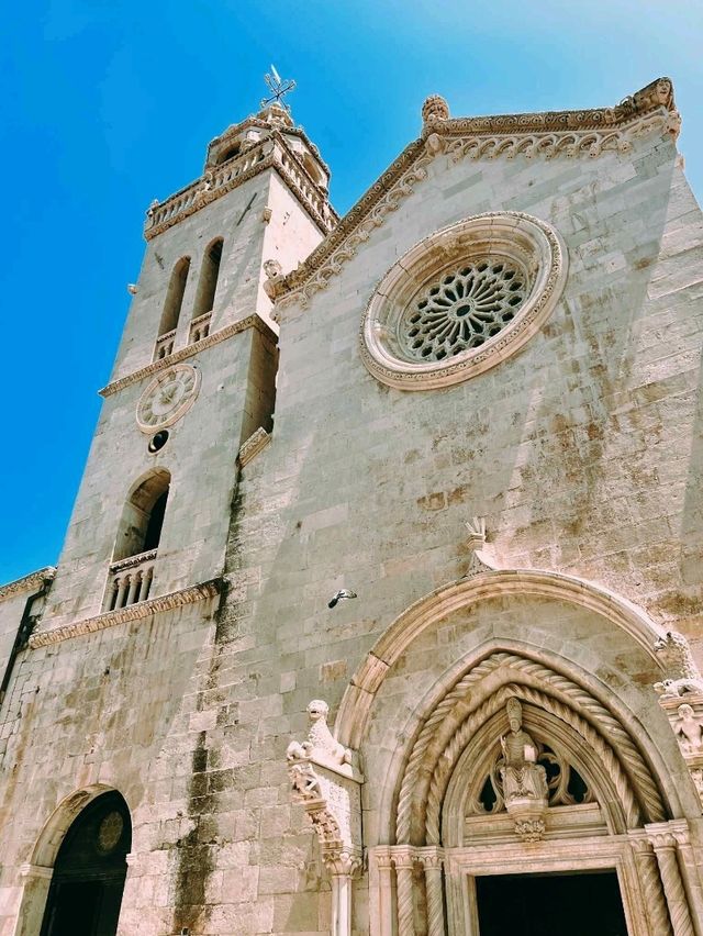 🌊 Korčula's Hidden Treasures: Adriatic Bliss Awaits! 🏰