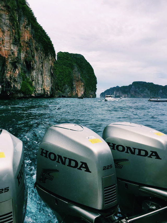 PHUKET: THE ISLAND WHERE PARADISE MEETS ENERGY 🇹🇭