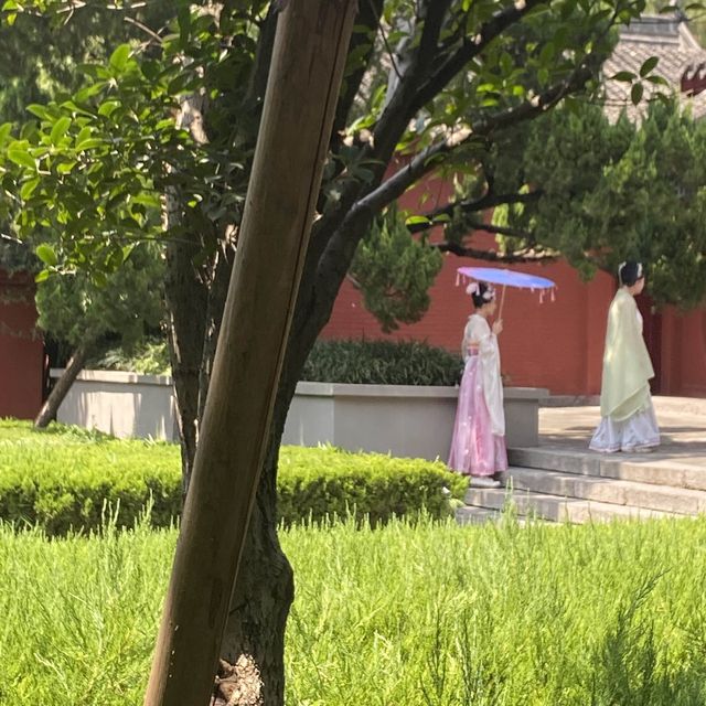 White horse temple