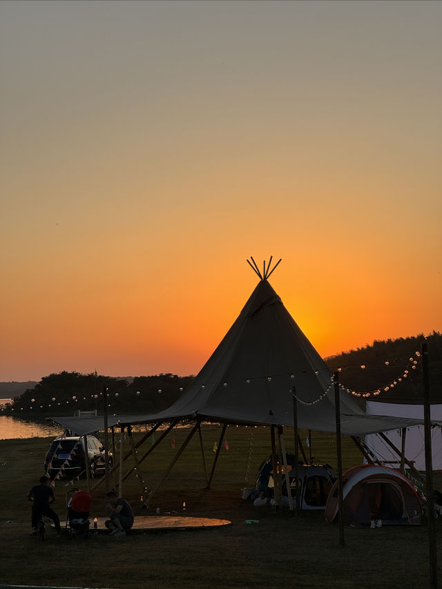 朋友圈問瘋了武漢這個露營地夕陽太美了