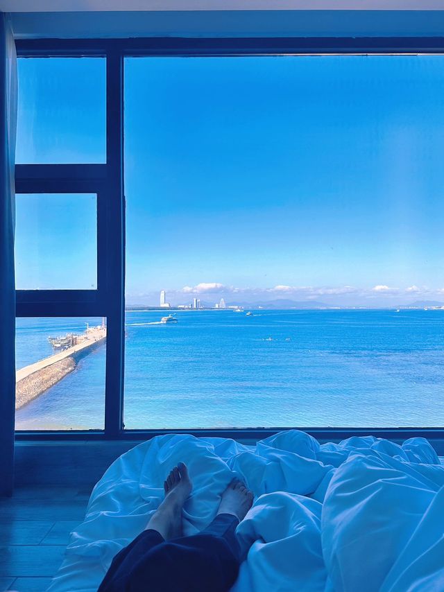 後海衝浪民宿躺看蜈支洲島……