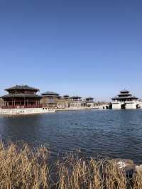 有句話說：綠水青山就是金山銀山 想必說的就是漢梁公園叭