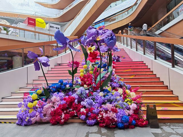 大寧區域的久光中心開業很久了,但是一直沒有機會到訪,這次終於可以來轉一轉,看看這個新靜安的網紅商場 大寧區域的久光中心開業很久了,但是一直沒有機會到訪,這次終於可以來轉一轉,看看這個新靜安的網紅商場