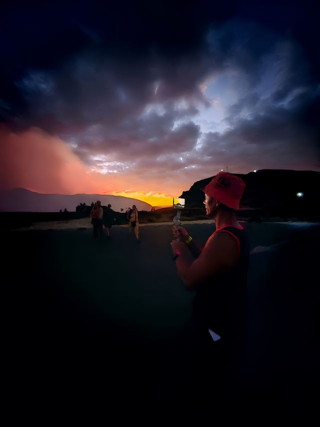 駕車去看滾燙的火山，在馬薩亞火山實現了