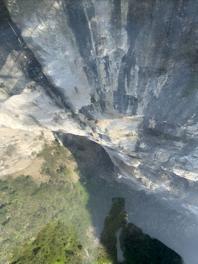 遊武隆天坑地縫