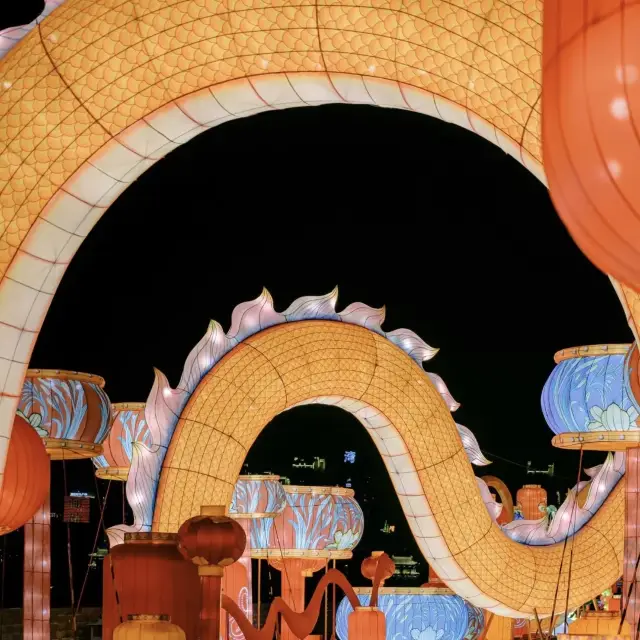 Datong Ancient City Lantern Festival | I see a dragon coiling around the city of Datong