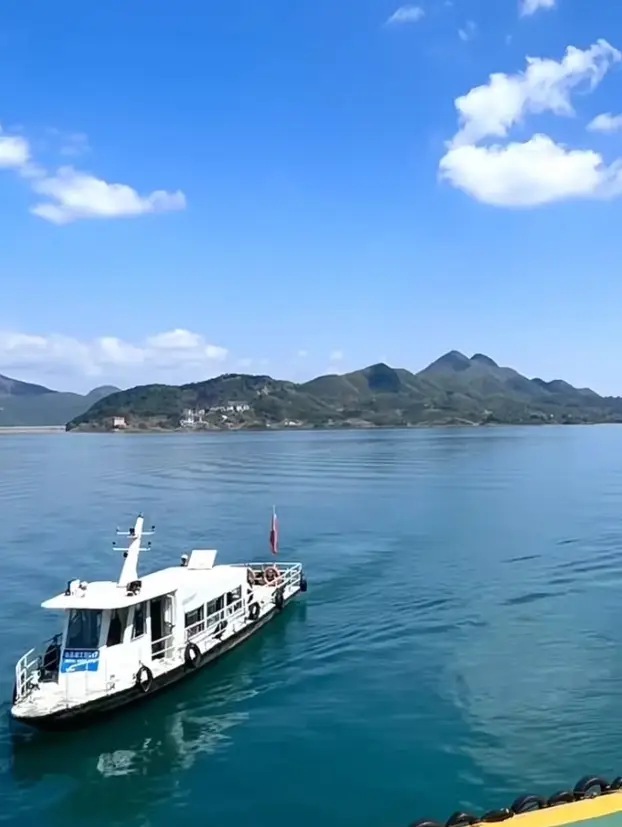 A Tour Around Wuhan: Xian' Dao Lake in Huangshi