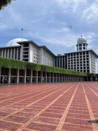 The most futuristic Istiqlal Mosque 🕌 🇮🇩