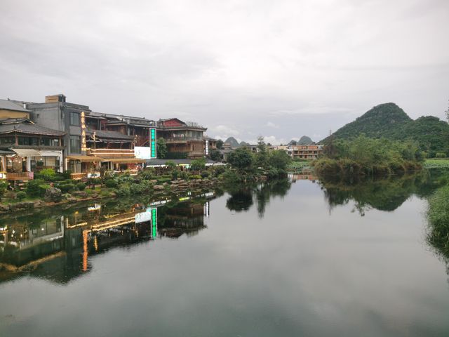 來青龍山拍日落，天鵝湖賞荷花