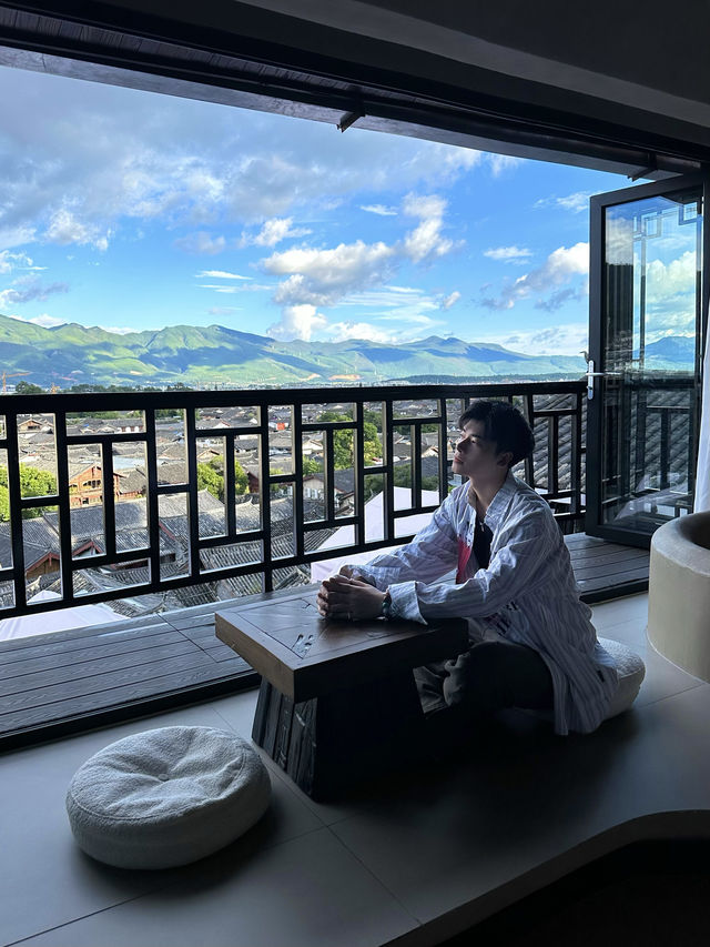 眺望整座麗江古城 可以發呆一整天的地方
