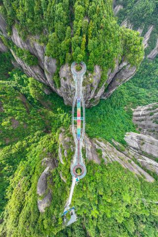Xianju Shenxianju is a great place to visit during the National Day holiday.