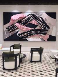 玫瑰「綻放」在這座Art Deco酒店。