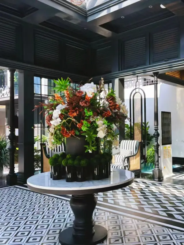 After returning from Xishuangbanna, I highly recommend the water card at the Dream Garden Hotel.